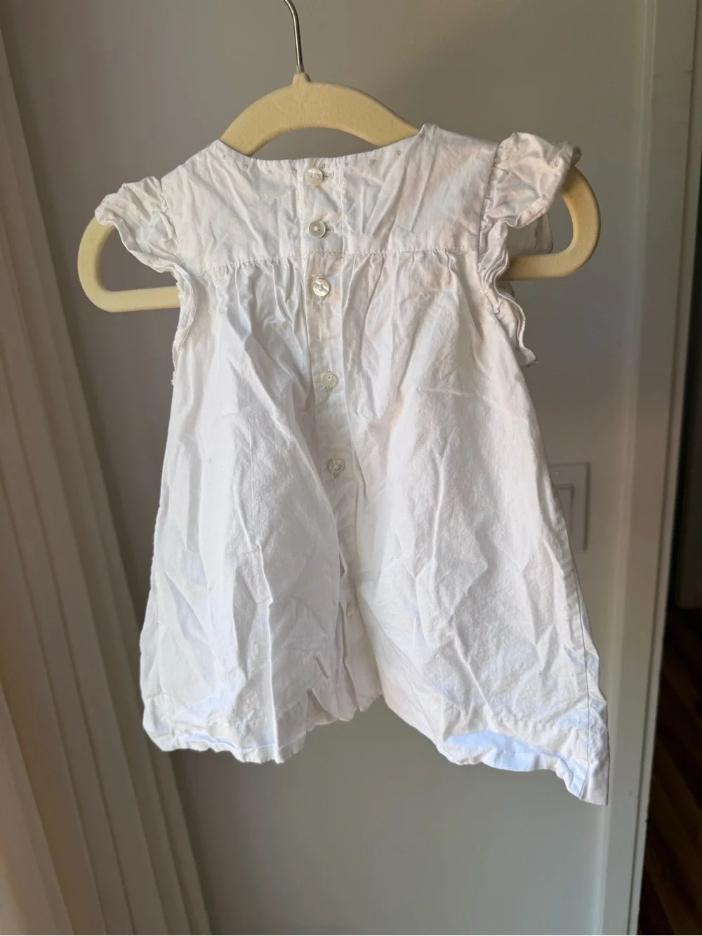 Bonpoint White Embroidered Flutter Sleeve Dress